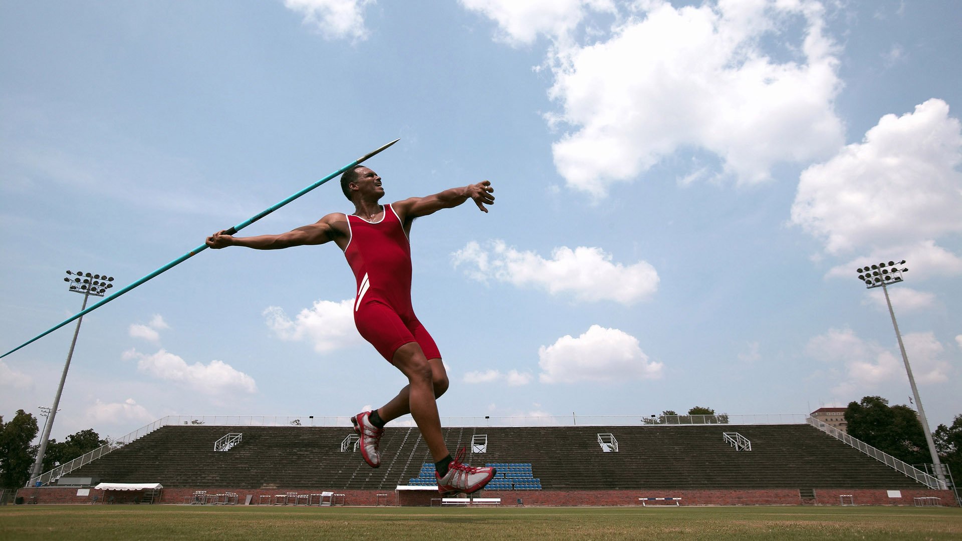 开云kaiyun-以赛事带动旅游新业态，足球文旅融合开启新篇章，足球文化产业